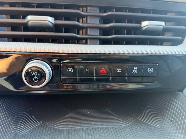 Certified 2025 Ford Explorer Active w/ Active Comfort Package AWD/4WD image 20