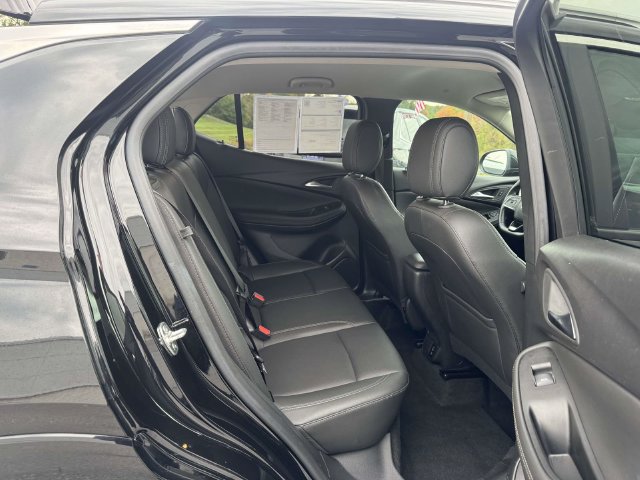 Used 2024 Buick Encore GX Sport Touring FWD image 13