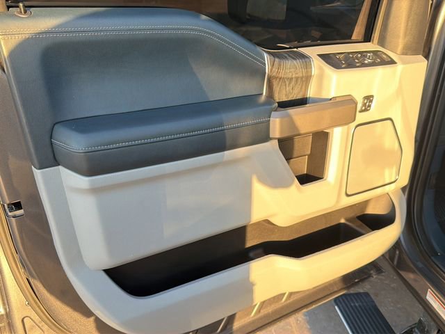 Certified 2022 Ford F450 Limited w/ FX4 Off-Road Package image 19