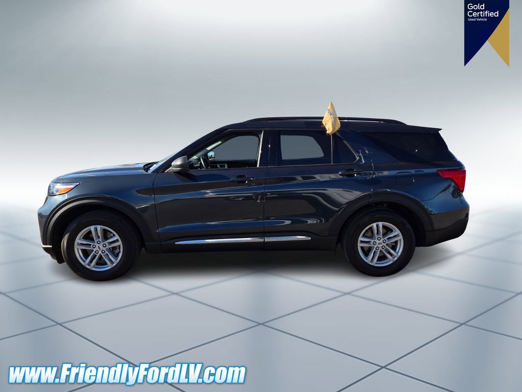 Certified 2024 Ford Explorer XLT RWD image 3