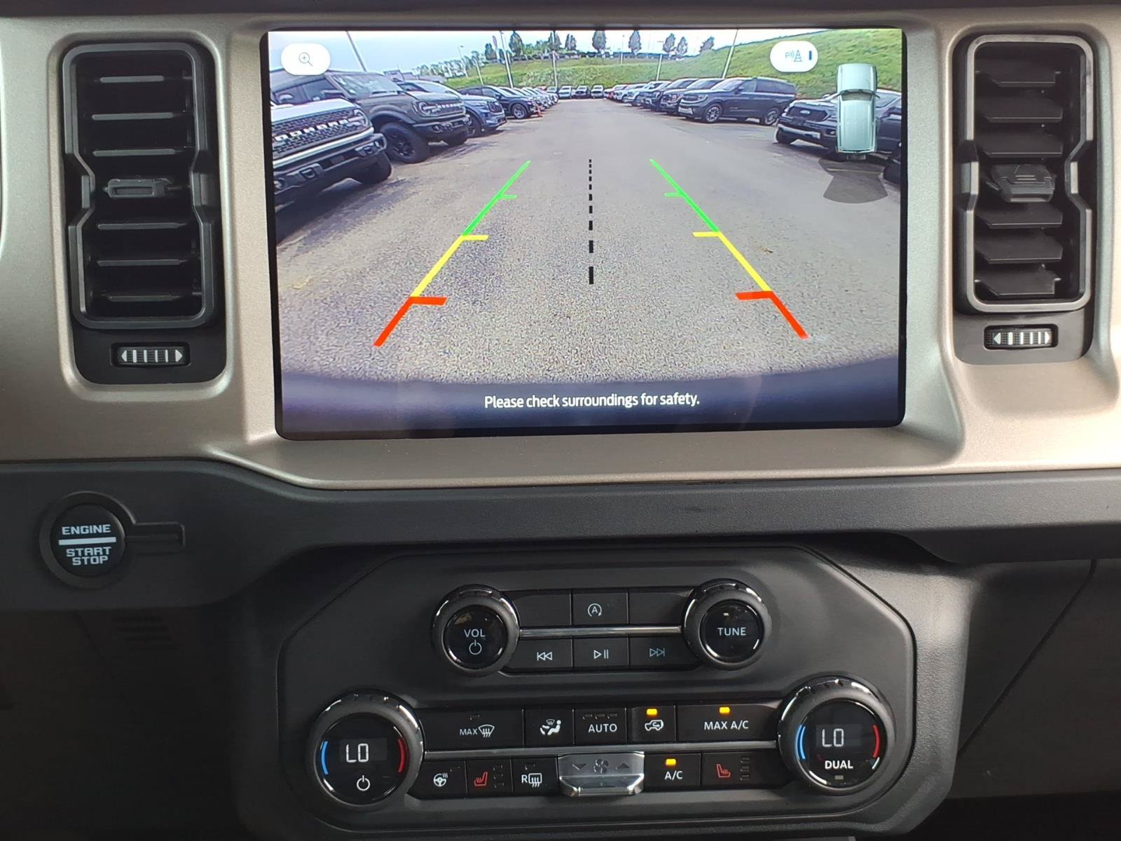 Certified 2025 Ford Bronco Outer Banks AWD/4WD image 16