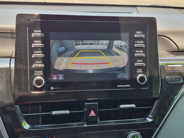 Used 2021 Toyota Camry SE w/ Convenience Package FWD image 24