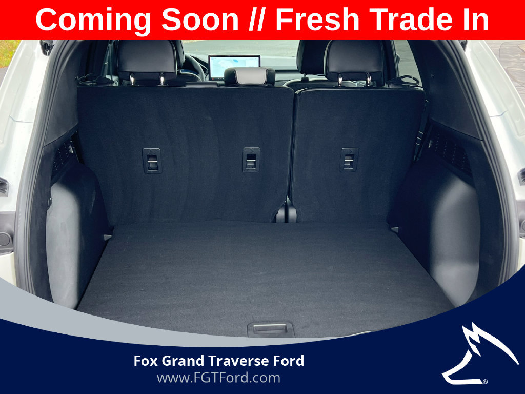 Certified 2024 Ford Escape Platinum AWD/4WD image 38