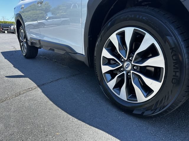 Used 2023 Subaru Outback Limited AWD/4WD image 11