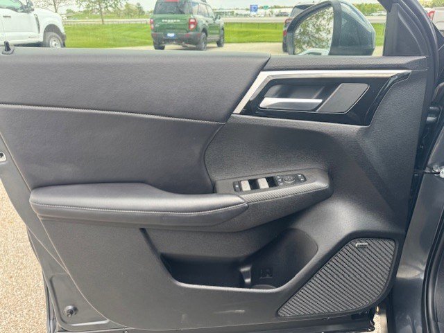 Used 2025 Mitsubishi Outlander SE AWD/4WD image 10