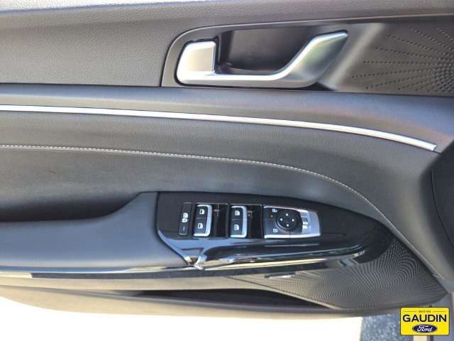 Used 2025 Kia K5 GT-Line w/ GT-Line Premium Package FWD image 18