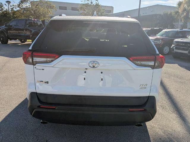 Used 2021 Toyota RAV4 XLE w/ Convenience Package AWD/4WD image 5