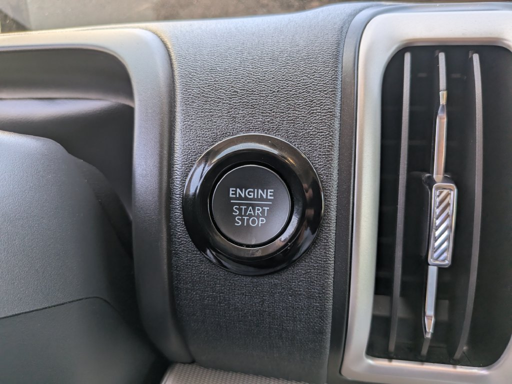 Certified 2025 Ford Expedition Active AWD/4WD image 22