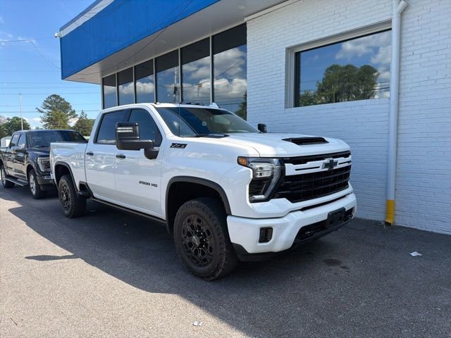 Used 2024 Chevrolet Silverado 2500 LTZ w/ LTZ Plus Package AWD/4WD video 2
