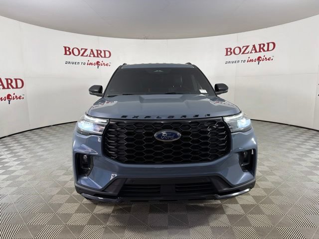 Certified 2025 Ford Explorer ST-Line RWD image 2