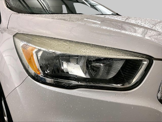 Certified 2017 Ford Escape SE AWD/4WD image 27