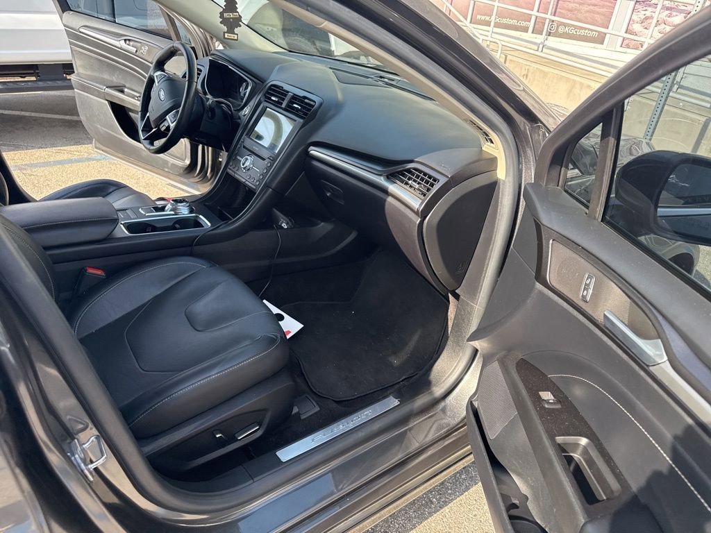 Certified 2020 Ford Fusion Energi Titanium FWD image 69