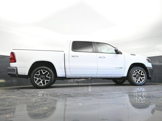 Used 2025 RAM 1500 Laramie AWD/4WD image 37