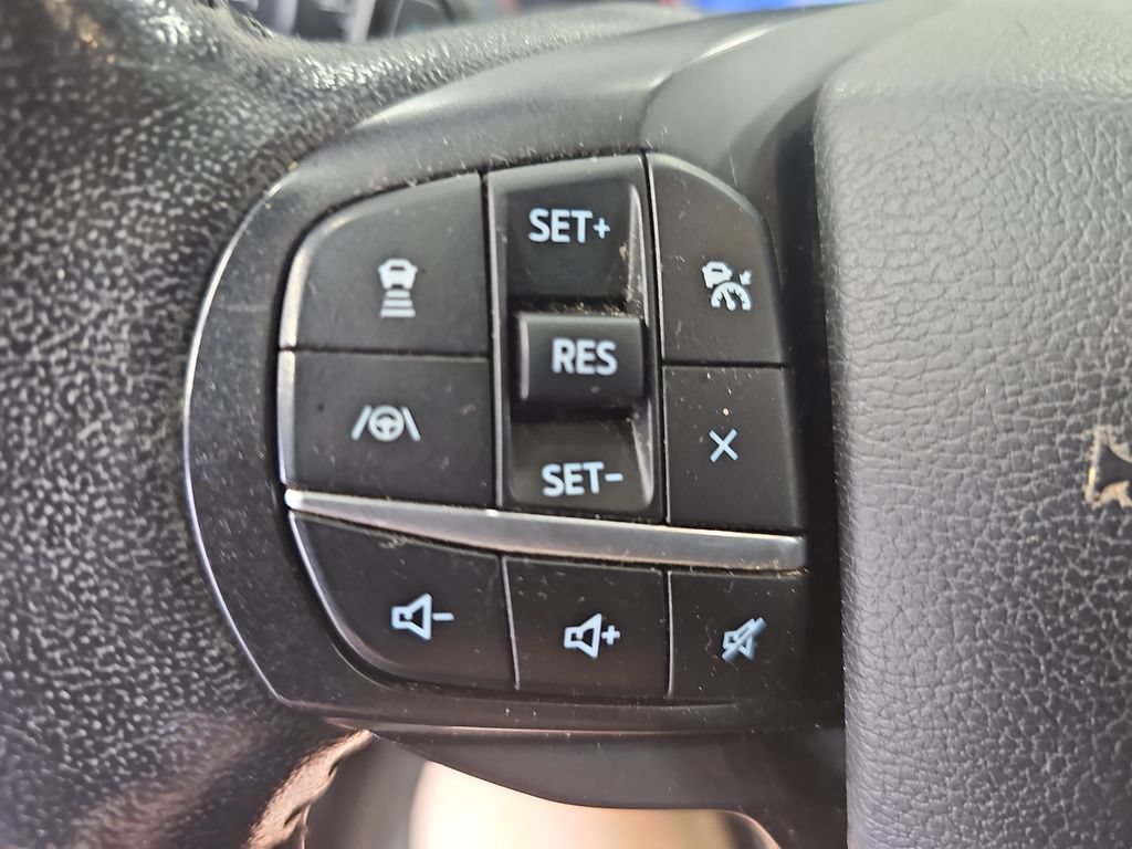 Certified 2020 Ford Explorer XLT w/ Equipment Group 202A AWD/4WD image 17