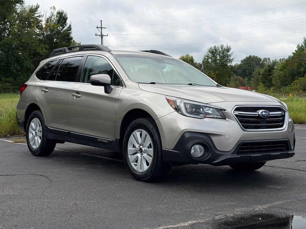 Used 2019 Subaru Outback 2.5i Premium AWD/4WD image 6