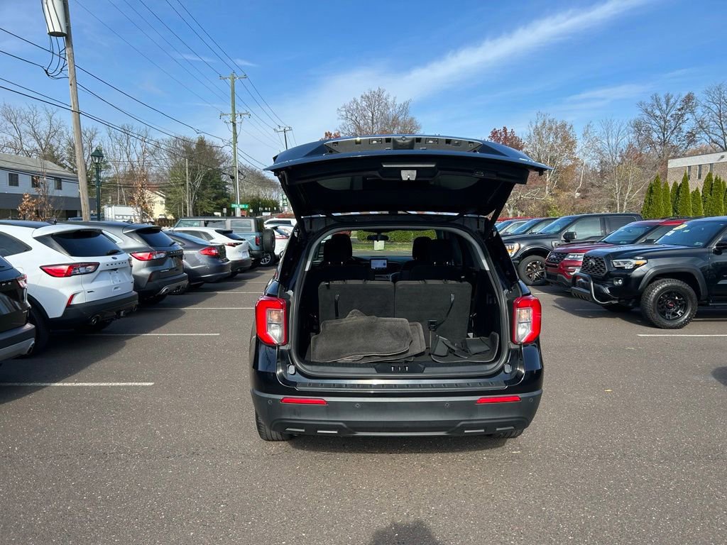 Certified 2021 Ford Explorer XLT image 10