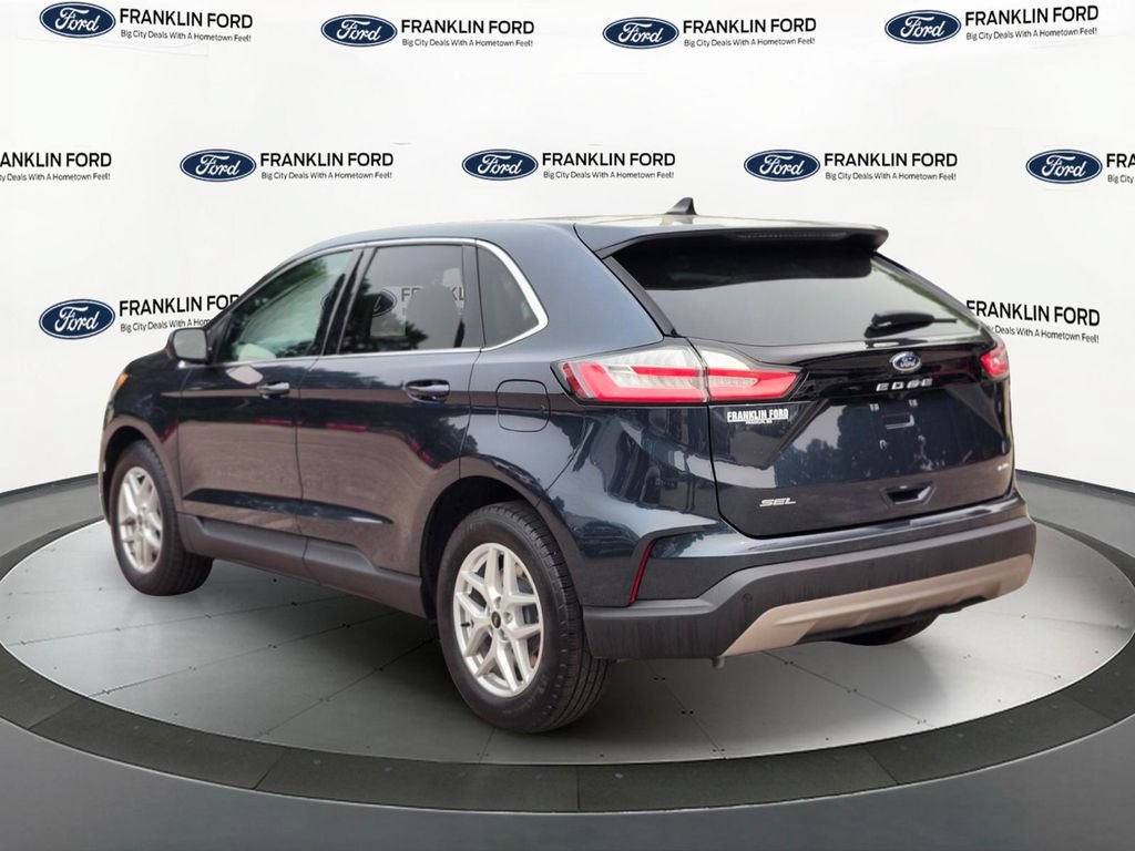 Certified 2024 Ford Edge SEL w/ Convenience Package AWD/4WD image 3