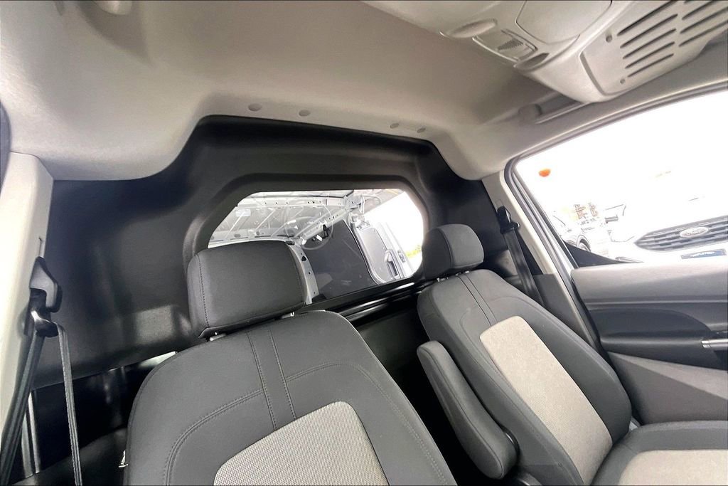 Certified 2023 Ford Transit Connect XL w/ Trailer Tow Package FWD image 19