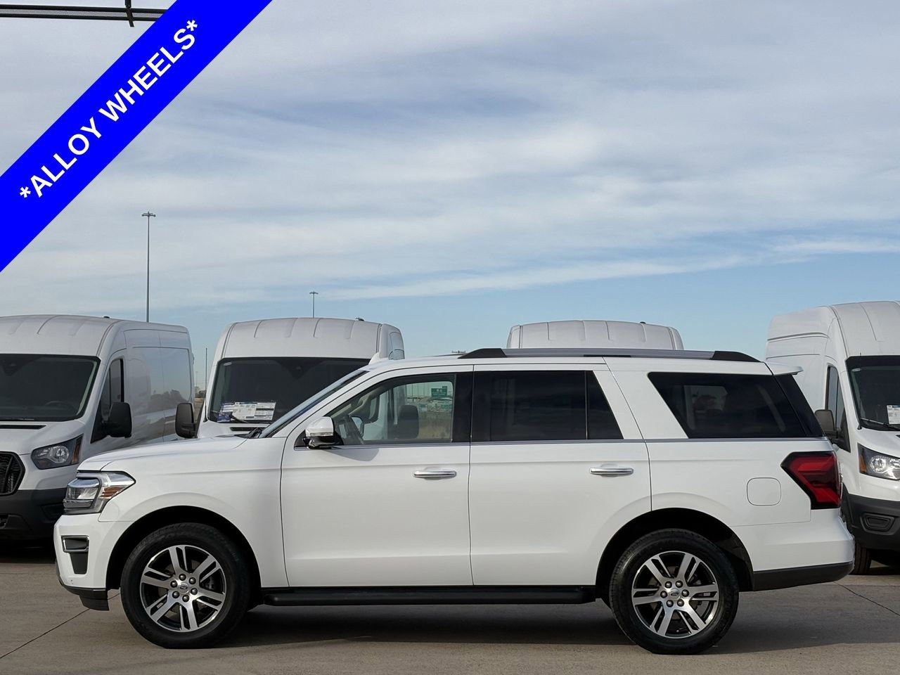 Certified 2024 Ford Expedition Limited image 3