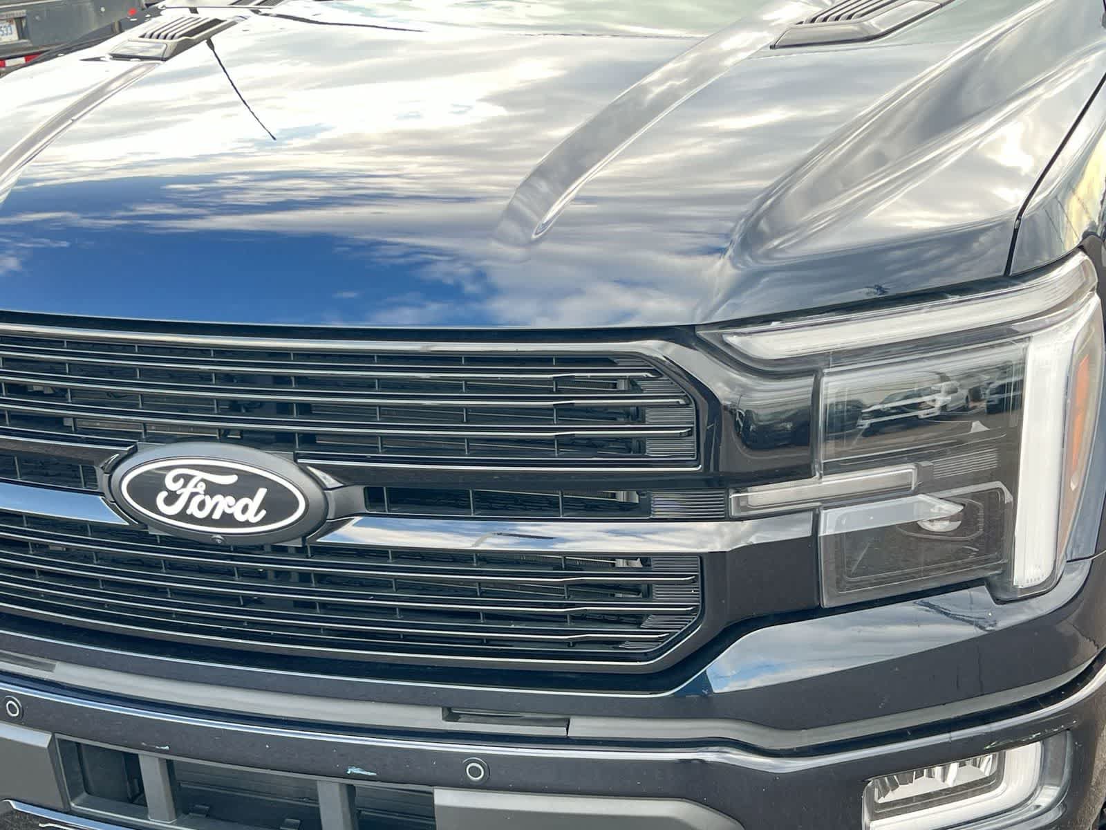 Certified 2024 Ford F150 Platinum w/ Equipment Group 702A High AWD/4WD image 11