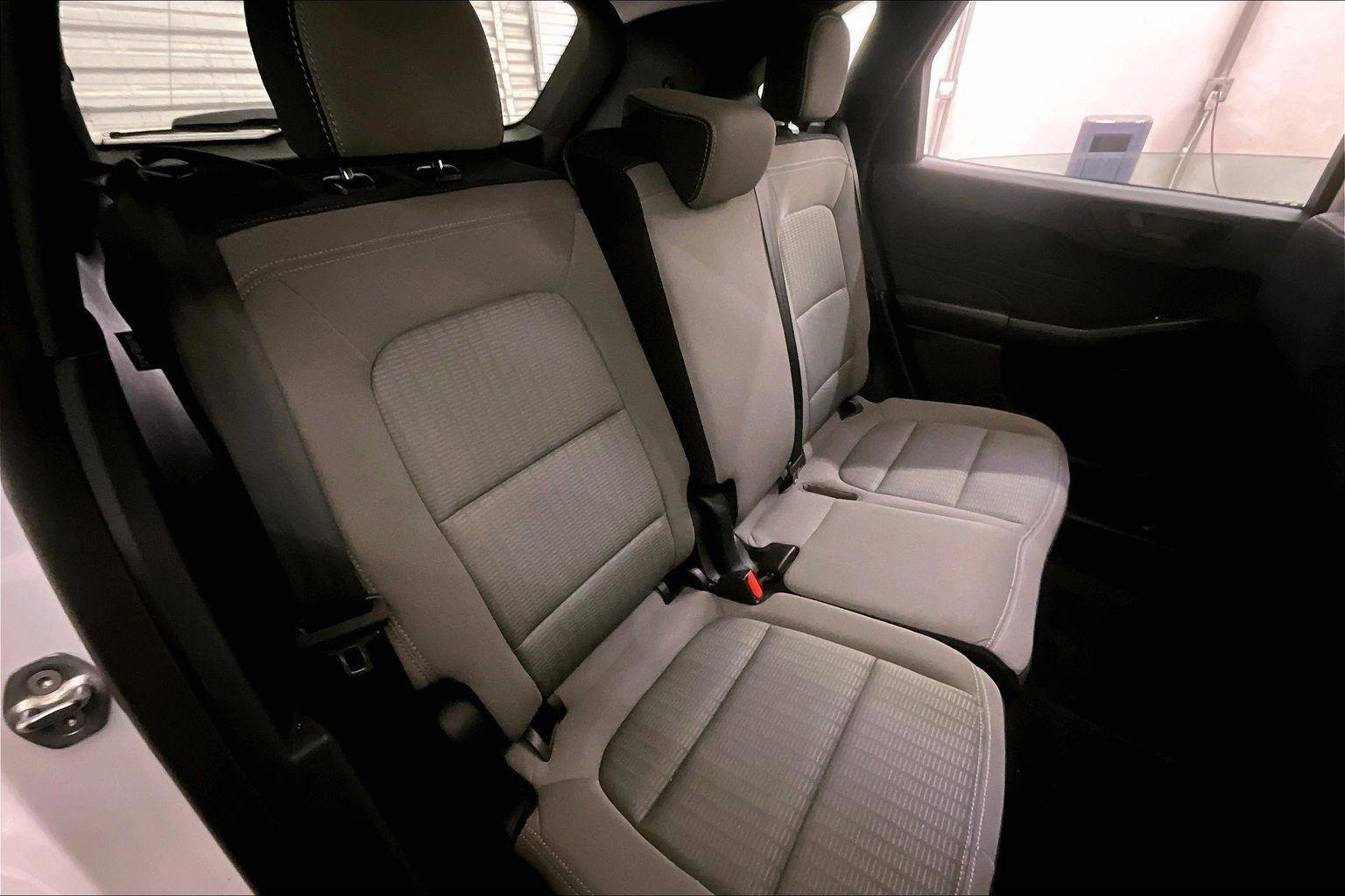 Certified 2022 Ford Escape S image 26