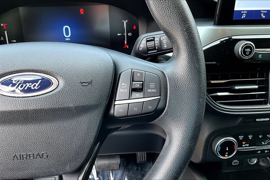 Certified 2025 Ford Escape Active FWD image 14