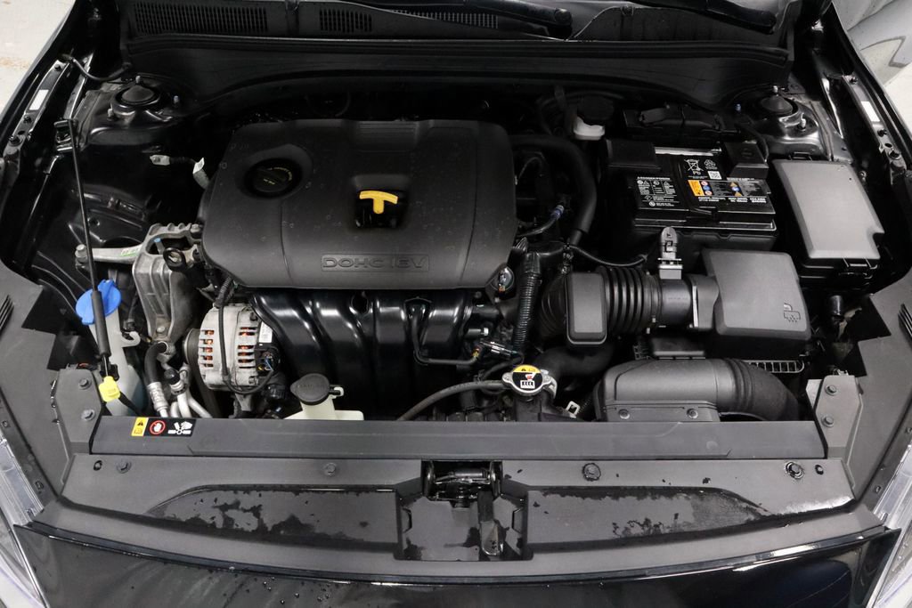 Used 2023 Kia Forte GT-Line w/ GT-Line Premium Package FWD image 17