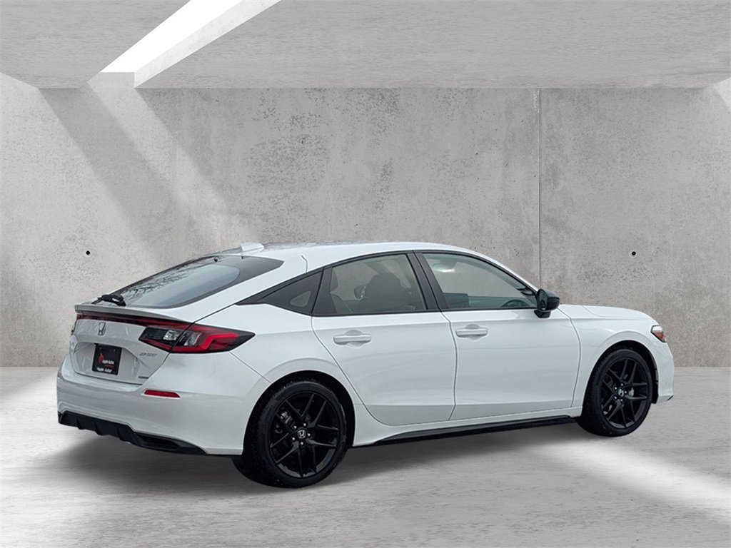 Used 2025 Honda Civic Sport image 3