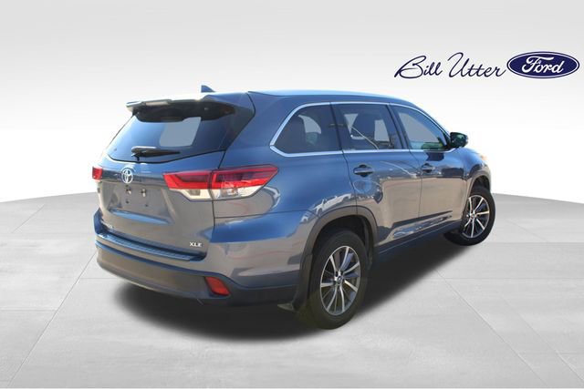 Used 2018 Toyota Highlander XLE image 5