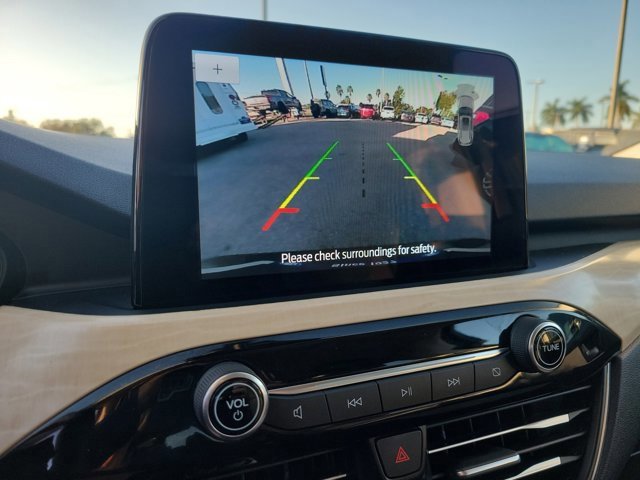 Certified 2022 Ford Escape Titanium w/ Titanium Premium Package image 32