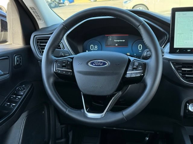 Certified 2025 Ford Escape Platinum AWD/4WD image 7