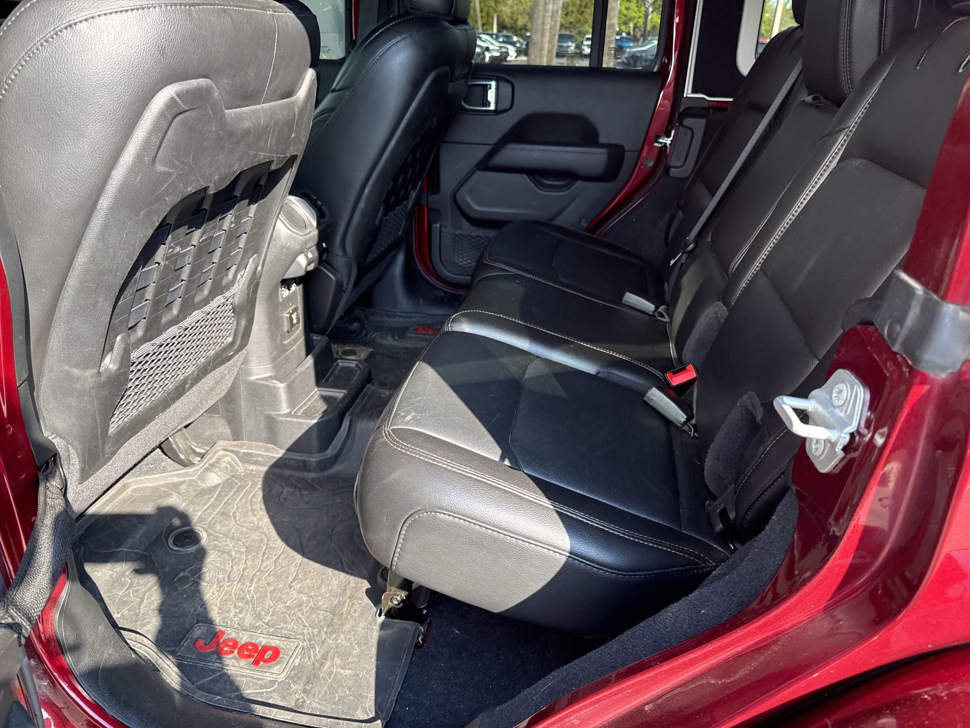 Used 2022 Jeep Wrangler Unlimited Rubicon image 11