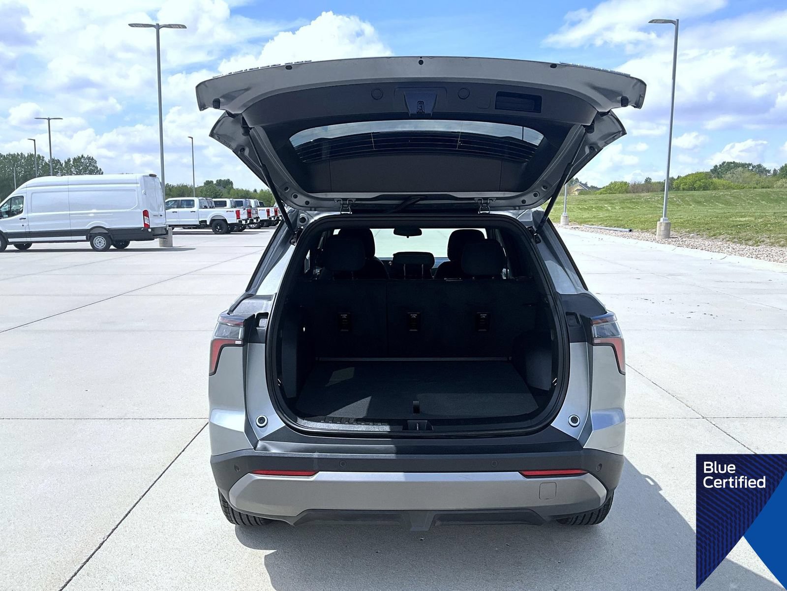 Used 2026 Chevrolet Equinox LT AWD/4WD image 22