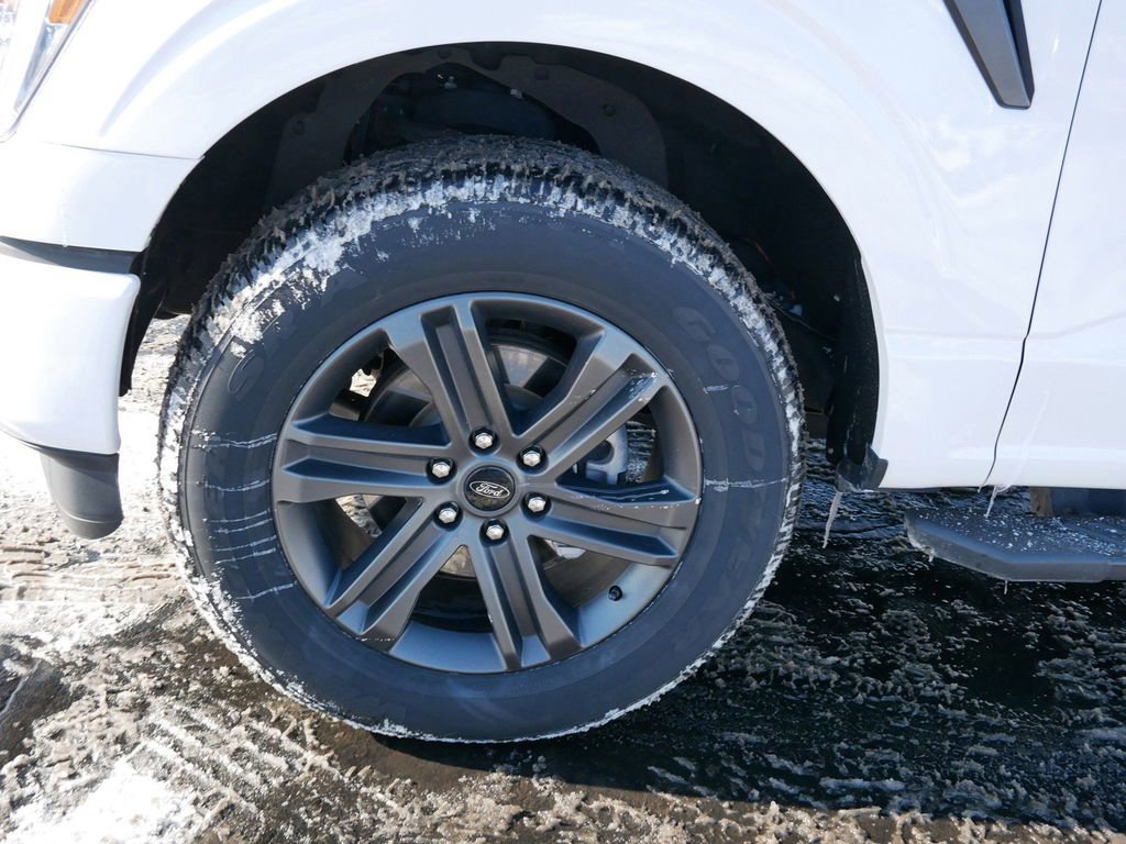 Certified 2022 Ford F150 XLT w/ Equipment Group 302A High image 6