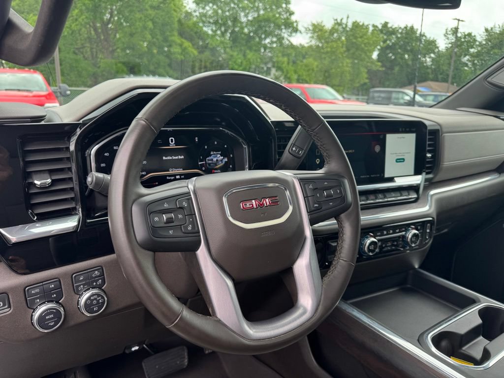 Used 2025 GMC Sierra 2500 SLT w/ SLT Convenience Package AWD/4WD image 8