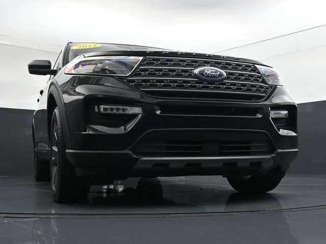 Certified 2023 Ford Explorer XLT w/ Equipment Group 202A AWD/4WD image 32