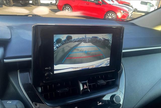 Used 2025 Toyota Corolla LE image 21