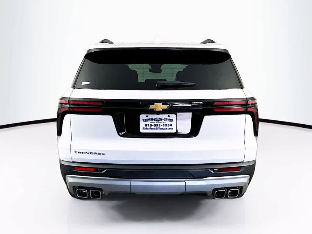 Used 2025 Chevrolet Traverse LT w/ Driver Confidence Package FWD image 5