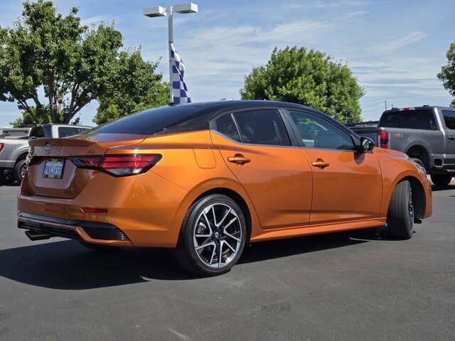 Used 2024 Nissan Sentra SR FWD image 4