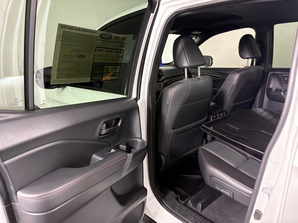 Used 2025 Honda Ridgeline TrailSport image 27