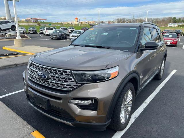 Certified 2021 Ford Explorer Limited w/ Hybrid Equipment Group 310A AWD/4WD image 3