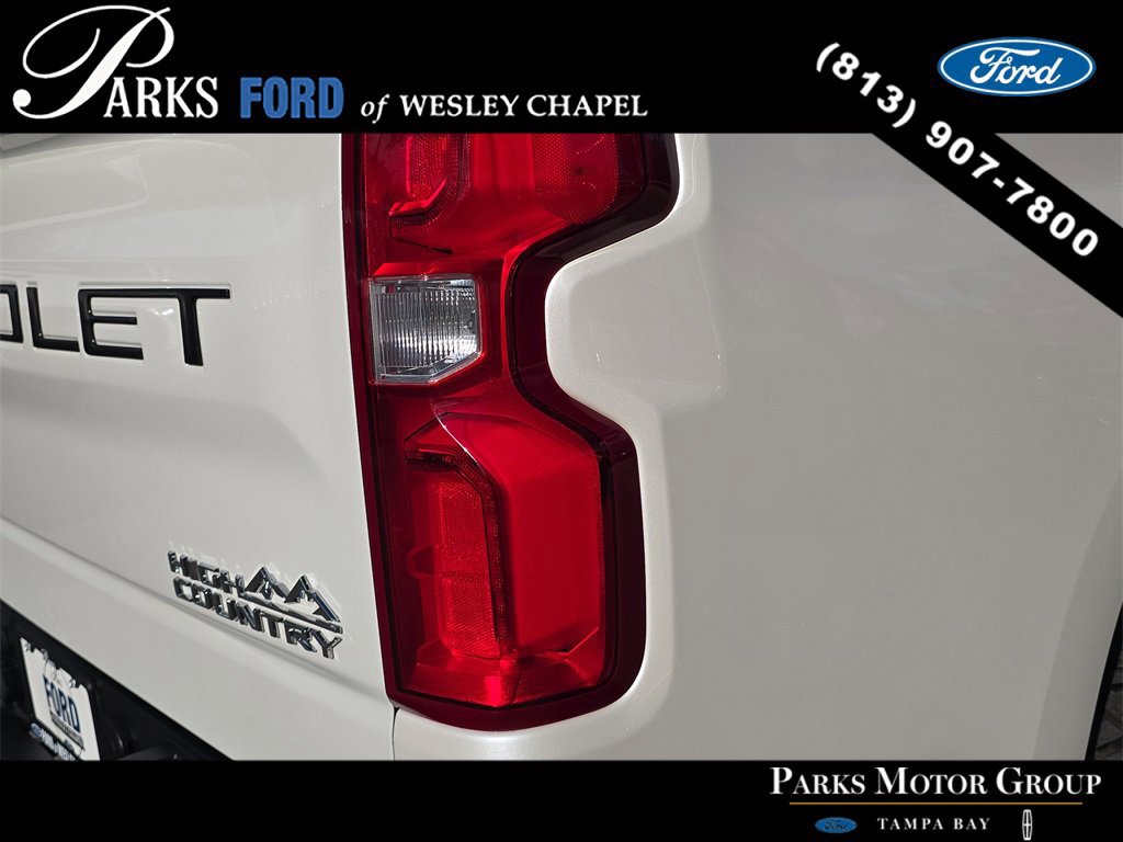 Used 2019 Chevrolet Silverado 1500 High Country w/ Technology Package image 7