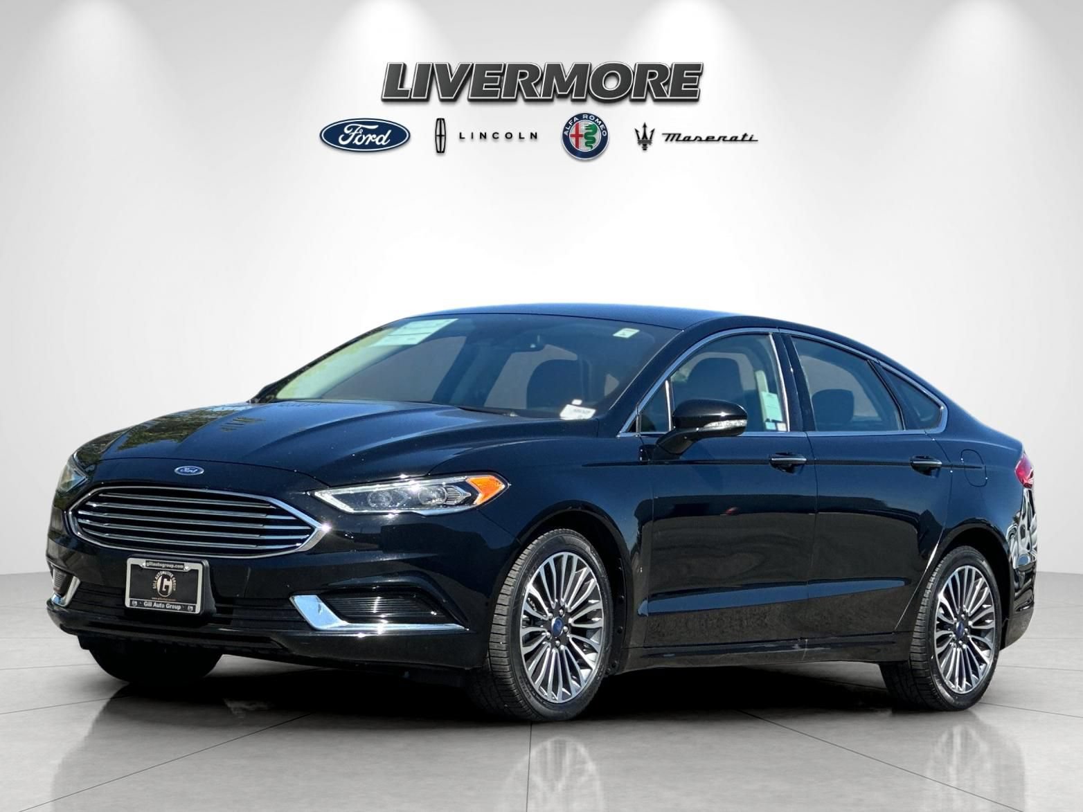 Certified 2018 Ford Fusion SE w/ Fusion SE Technology Package FWD image 7