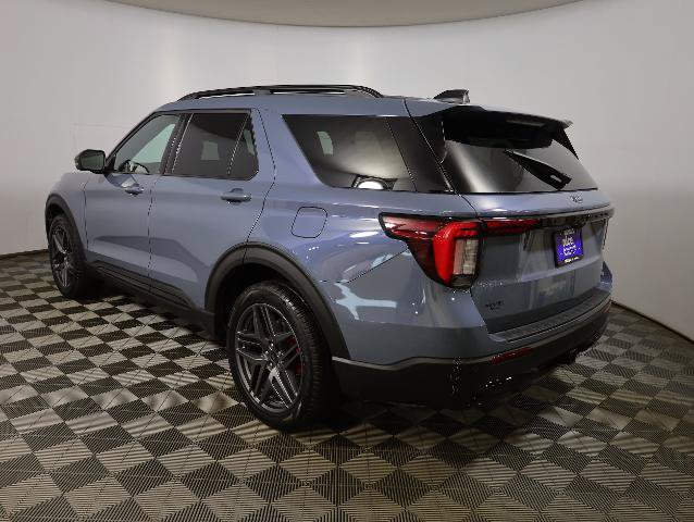 Certified 2025 Ford Explorer ST-Line w/ ST-Line Street Pack AWD/4WD image 8
