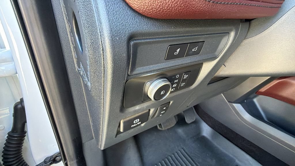 Certified 2022 Ford Expedition Max Limited AWD/4WD image 15