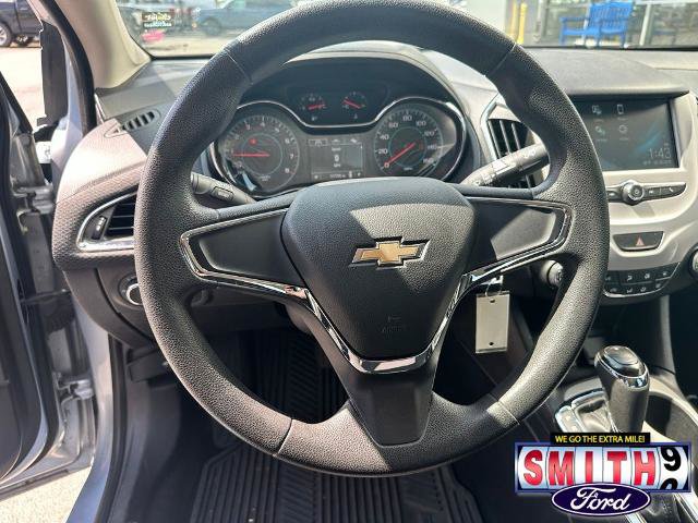 Used 2017 Chevrolet Cruze LS FWD image 15