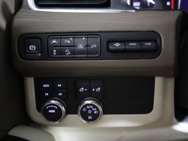 Used 2021 GMC Yukon XL Denali AWD/4WD image 28