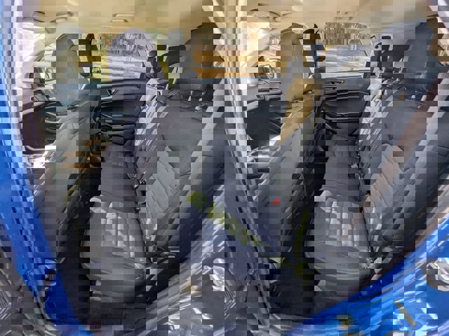 Certified 2023 Ford Edge SE w/ Black Appearance Package image 31