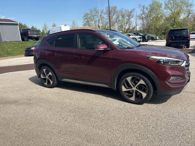 Used 2017 Hyundai Tucson Value AWD/4WD image 16