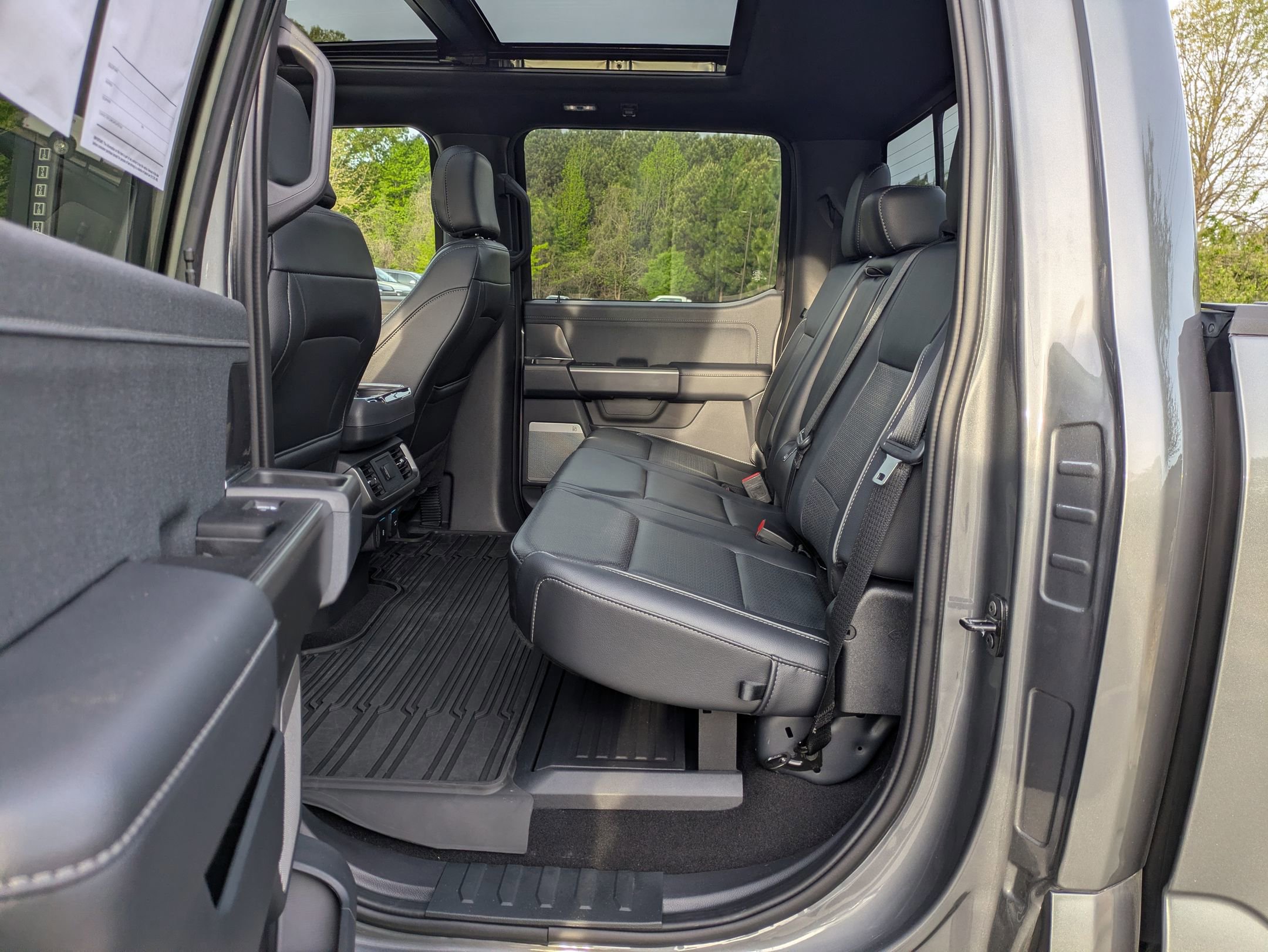 Certified 2024 Ford F150 Lariat w/ Bed Utility Package image 33